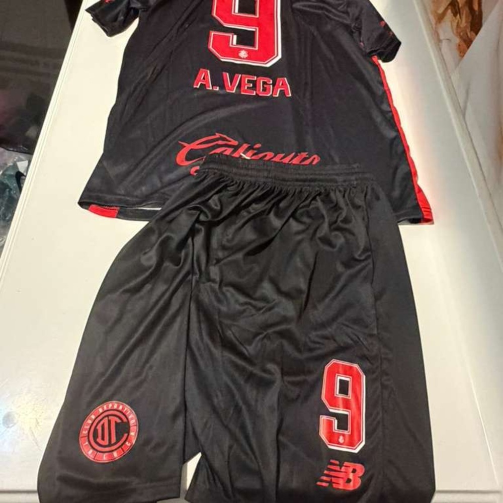 A.Vega Toluca F.C. Jersey Size L